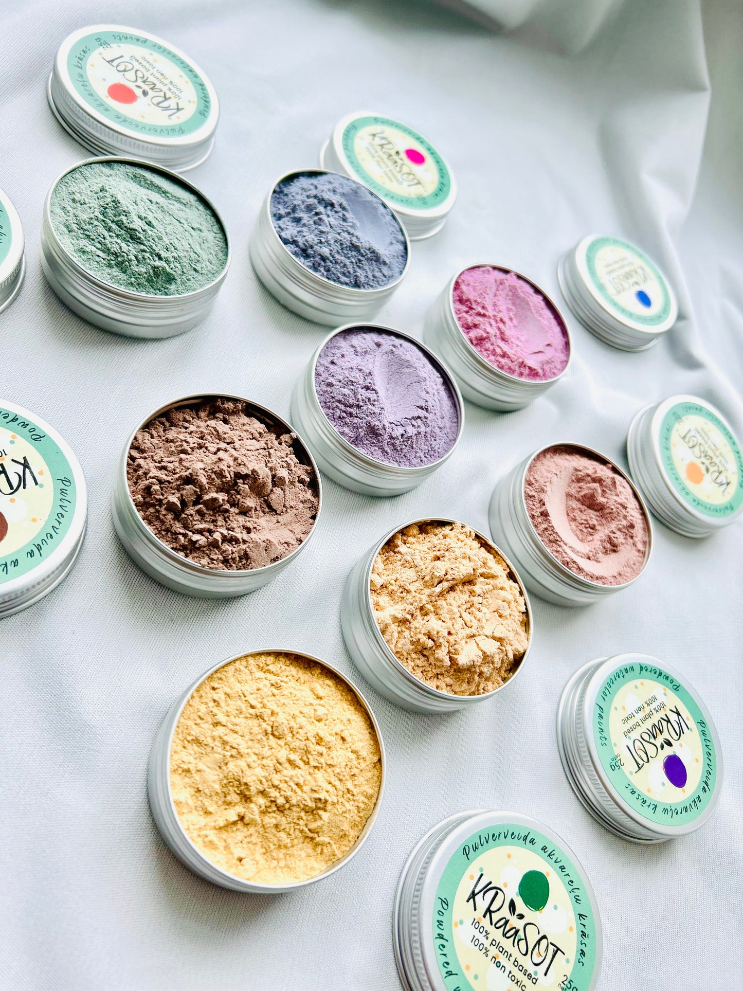 Pulverveida akvareļu krāsas (izvēlies vienu krāsu)