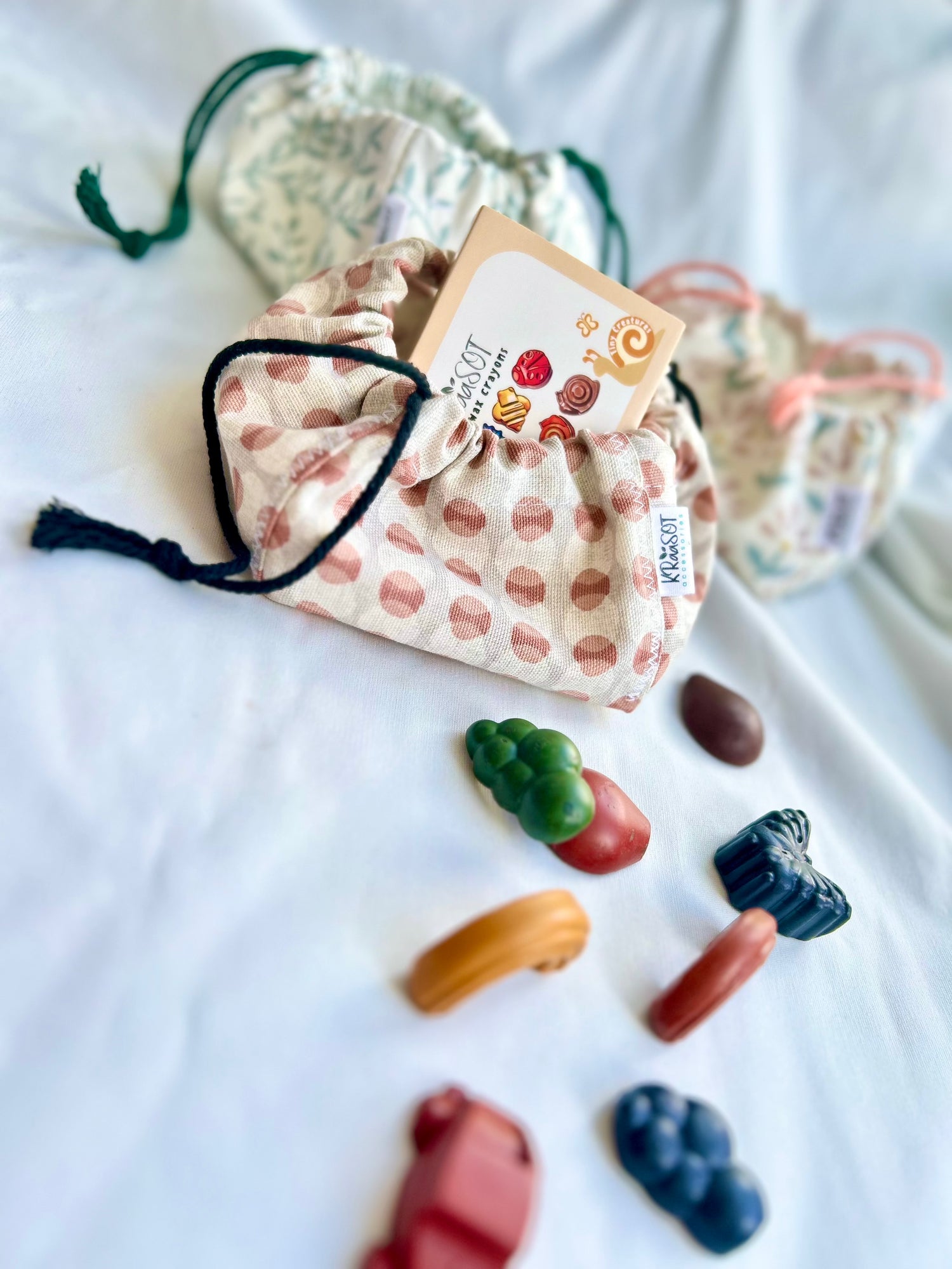 Art Accessories