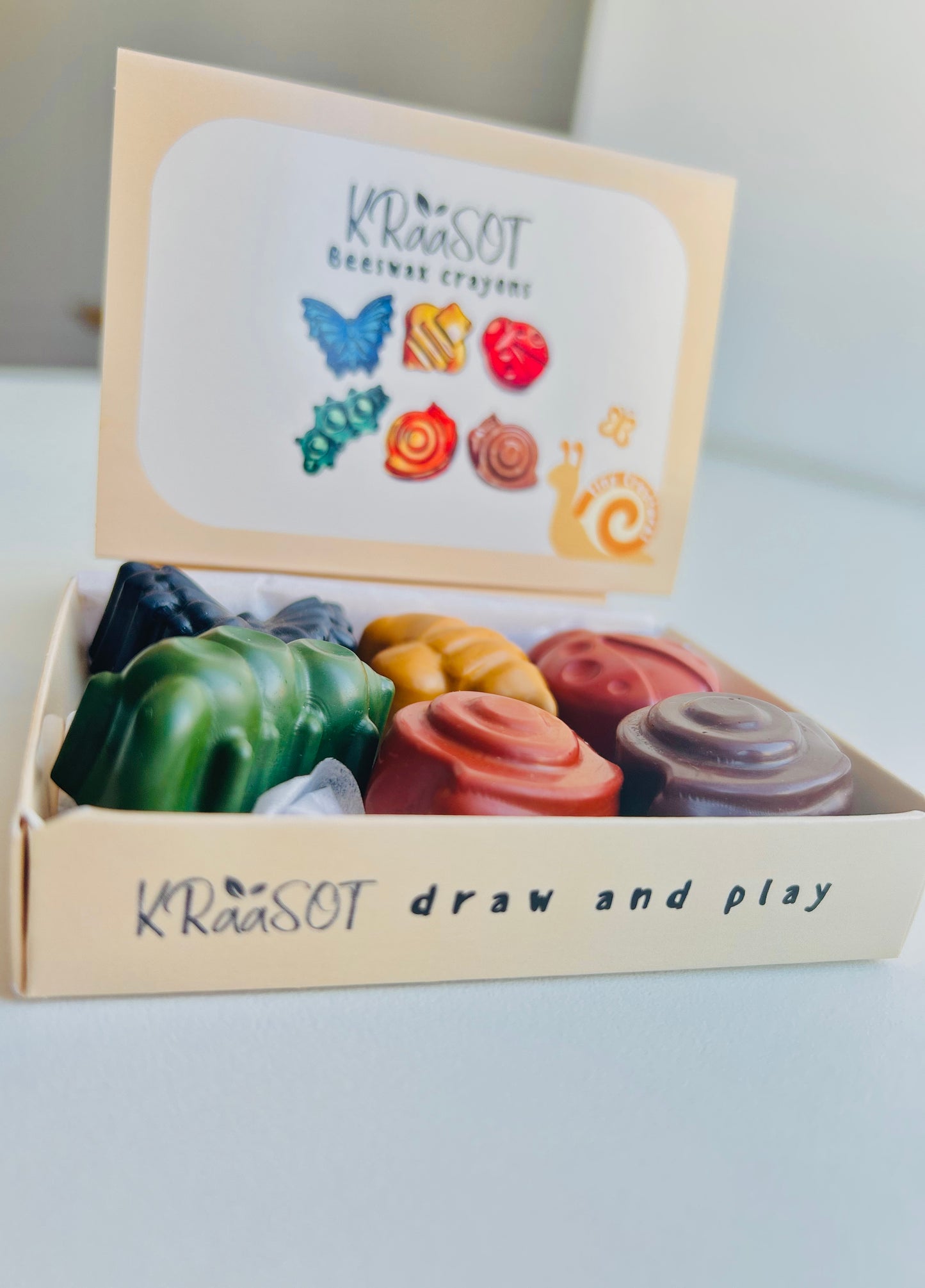 SĪKBŪTNES - Bišu vaska krītiņi