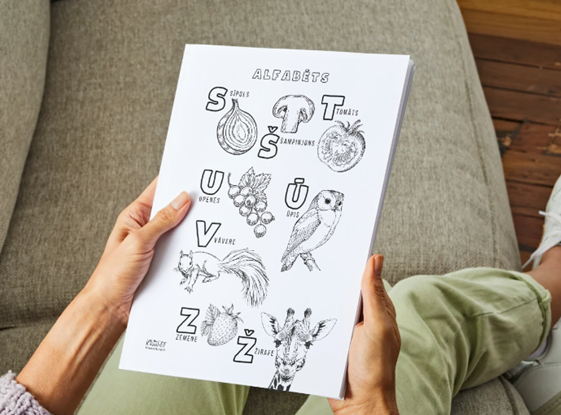 Latviešu valodas alfabēta krāsojamās lapas | Printējams PDF bērniem